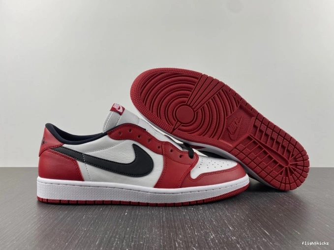1 Jordan Low Retro Chicago Air 705329-600 1006
